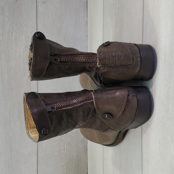 Frye Womens Melissa Button Zip Short Dk Leather 12959 Ankle Boots shoes 8.5 - Picture 5 of 16